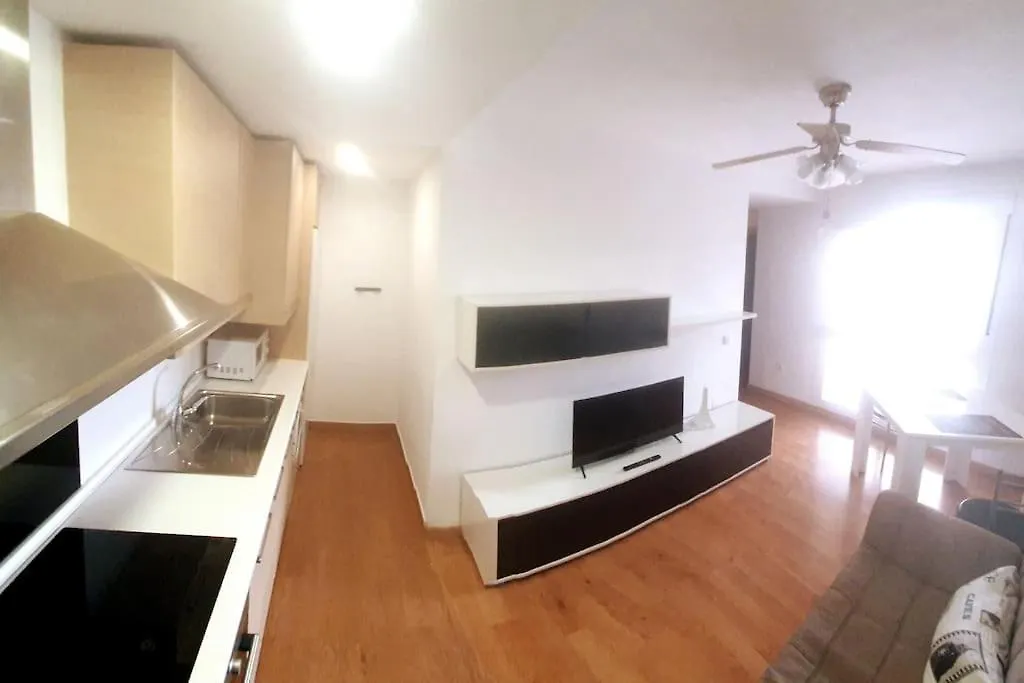 3E, 56M2, 1 Dormitorio, 4 Huespedes, Wifi Gratis La Linea de la Concepcion 0*,